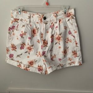 American Eagle Floral Mom Shorts